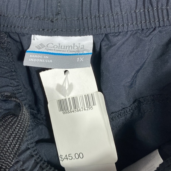 Columbia Women’s Black Active Shorts size 1X - Picture 9 of 10